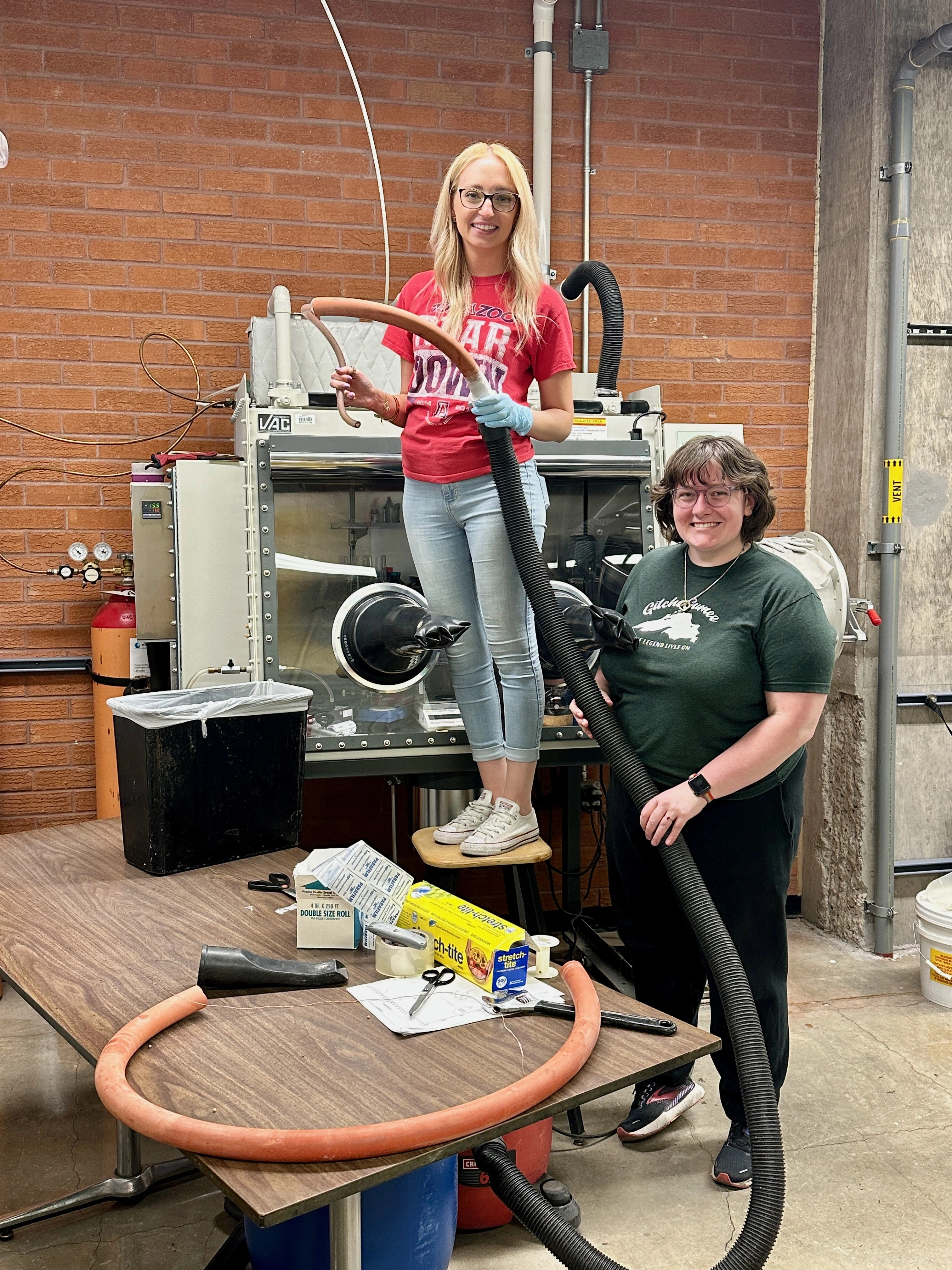 Iva and Lily do "glovebox surgery" in summer 2023